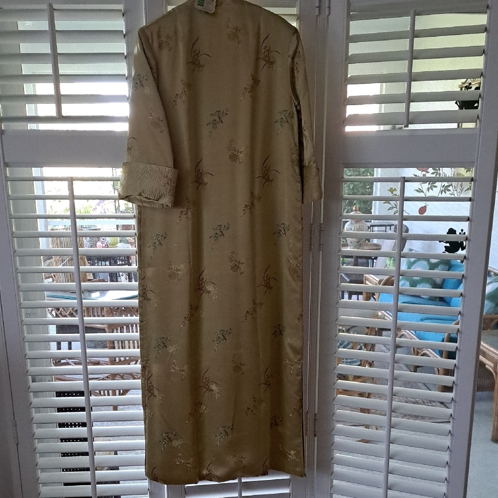 NWT Silk Robe/dress - Picture 2 of 16